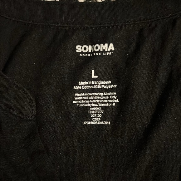 Black cute V-neck top - Picture 6 of 8